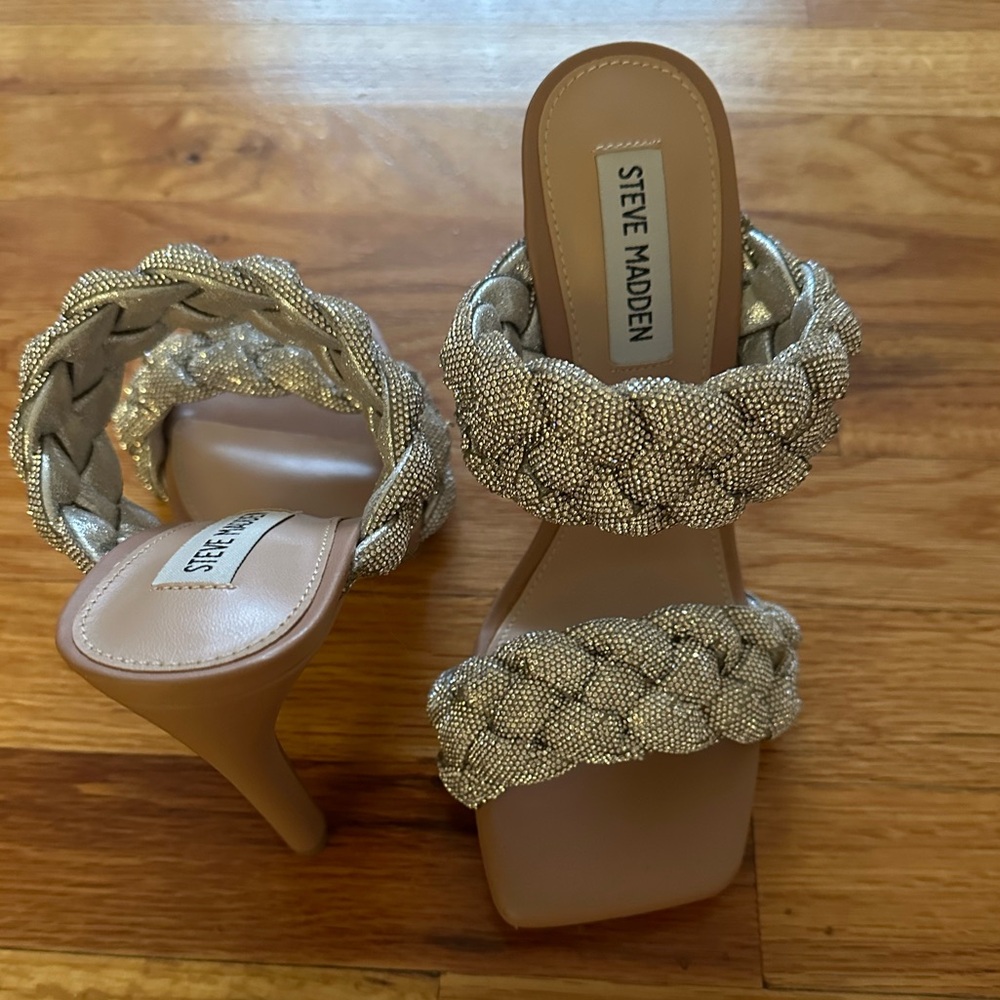 New! Steve Madden women’s Kenly stilettos size 7